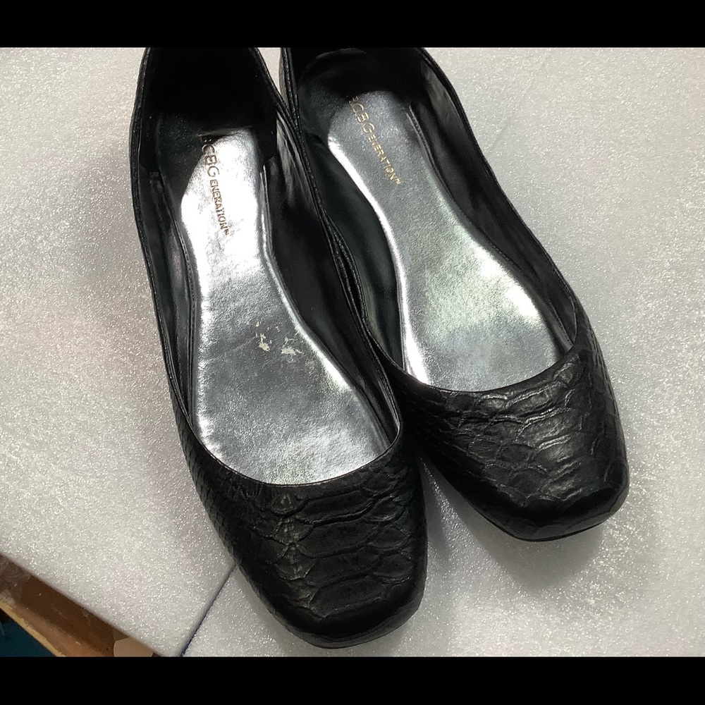 BCBGeneration Maryanna Black Leather Ballet Pumps